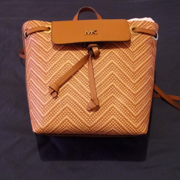 Michael Kors Junie MD Flap Backpack - Picture 2 of 8